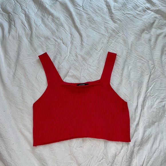 Hot pink tank top for sale! - Picture 2 of 3